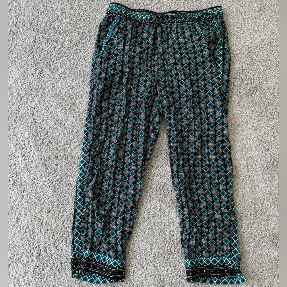 Anthropologie joggers. Size medium. Never worn - new!